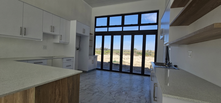 5 Bedroom Property for Sale in Hopefield Western Cape